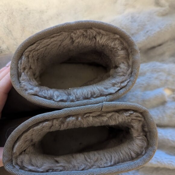 Ugg mini platform smoke plume gray size 7 - Picture 2 of 5